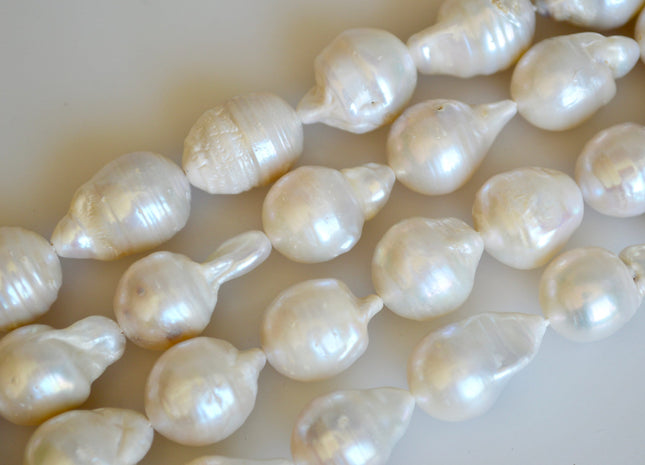 12x16-14x18mm Natural White Jumbo Size Largr Hole Graduated Freshwater Baroque Pearl Beads 19-23 Pieces #897