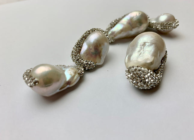 28x18x15 mm Natural White Baroque Freshwater Pearl With Pave Clear Rhinestone Pendant Bead Half Drilled Baroque Pendant #1176