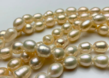 8.5x11 mm AA High Luster Rice/Oval Natural Pink Or Pale Peach Freshwater Pearl Beads Genuine Natural Color Freshwater Pearls. #1703