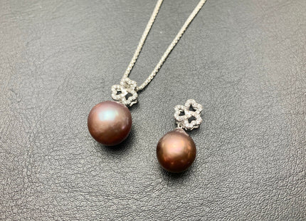 One-Of-A-Kind 13-14 mm AAA Very Rare Natural Dark Mauve Genuine Edison Pearl Pendant W/925 Sterling Silver Clover Leaf Design #10343-B