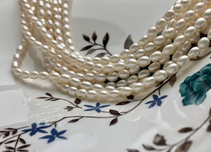 4x5.5 mm AAAA Natural White Color Rice Shape Freshwater Pearls Genuine Tiny Freshwater Pearl Beads Bridal Pearls #1452