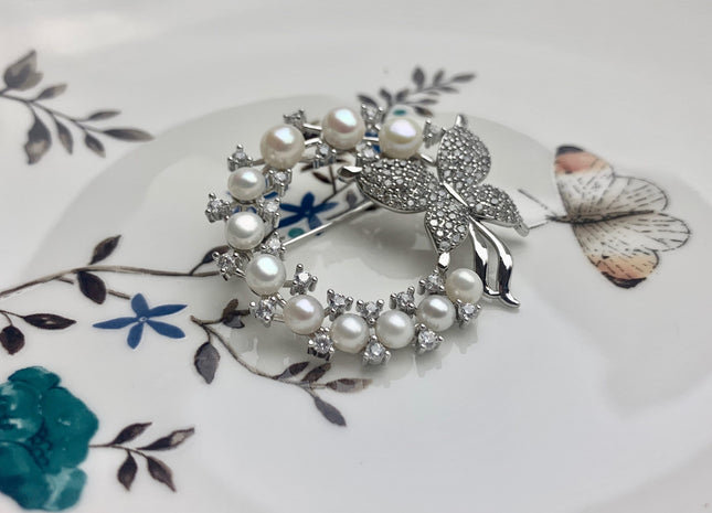 Genuine AAA Natural Freshwater Pearl Brooch Silver Color Circular Shaped Design Pendant With Butterfly Design #10027
