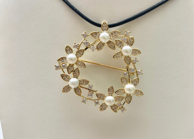 Genuine AAA Natural Freshwater Pearl Brooch Gold Color Flower Design Pendant With Carved MOP Flowers And Crystal Settings #10041