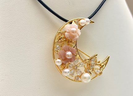 Genuine AAA Natural Freshwater Pearl Brooch Gold Color Moon Shaped Design Pendant With Carved MOP Flowers #10030