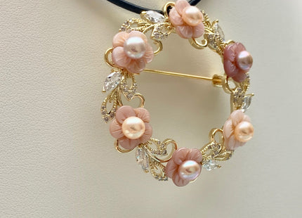 Genuine AAA Natural Freshwater Pearl Brooch Gold Color Floral Design Pendant With Carved MOP Flowers And Crystal Pearl Settings #10040