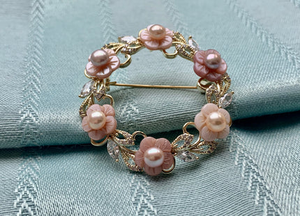 Genuine AAA Natural Freshwater Pearl Brooch Gold Color Floral Design Pendant With Carved MOP Flowers And Crystal Pearl Settings #10040