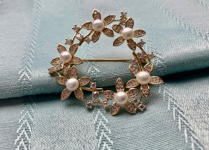 Genuine AAA Natural Freshwater Pearl Brooch Gold Color Flower Design Pendant With Carved MOP Flowers And Crystal Settings #10041
