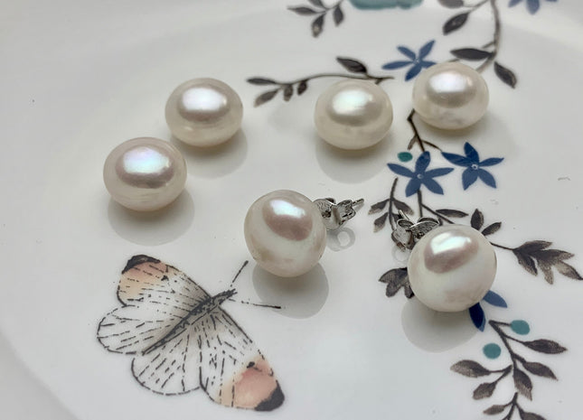 AAA One Pair 11-13 mm Top Quality High Luster Round Button Half Drilled Freshwater Pearls Genuine Natural White Earring Pearls #P1028