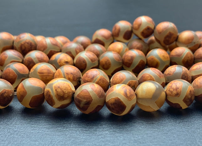 8 mm 10 mm AAA DZI Tibetan Agate Faceted Round Orange Brown Etched Agate Gemstone Matte Football Mala Antique Boho Beads 14 Inches #2323