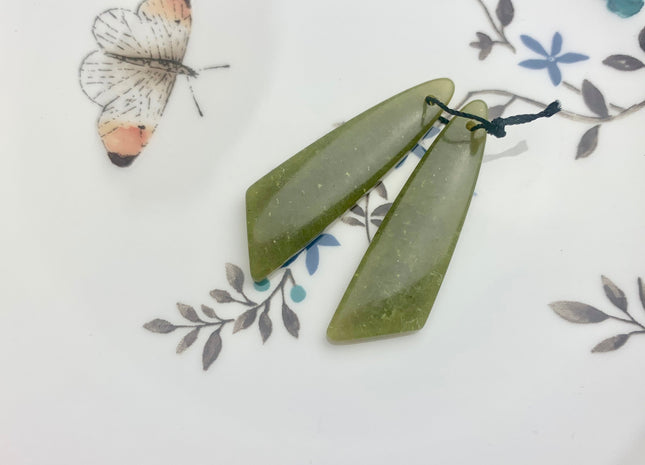 One Pair 12x43 mm Natural African Jade Top Drilled Freeform Cabochon Long Drop Matching Green Jade Gemstone Earring Pendant #3324-C