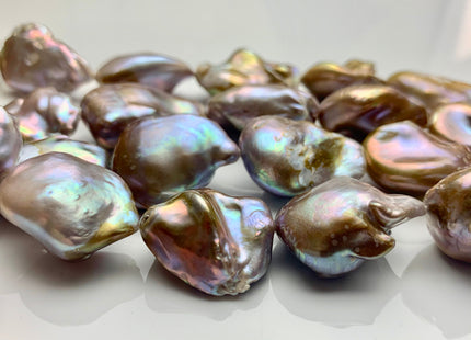 16-21x25-30mm AAA Very Rare Jumbo Natural Mauve Pink Baroque Pearl High Luster With Iridescent Color Nugget Baroque 15-16 Beads #P1215-A
