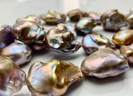 16-21x25-30mm AAA Very Rare Jumbo Natural Mauve Pink Baroque Pearl High Luster With Iridescent Color Nugget Baroque 15-16 Beads #P1215-A