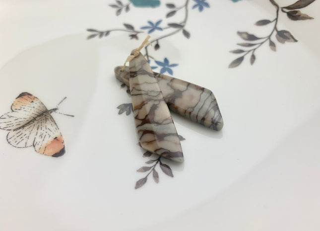 One Pair 12x45 mm Natural Zebra Jasper Top Drilled Freeform Cabochon Long Drop Matching Beige Brown Jasper Gemstone Earring Pendant #3326