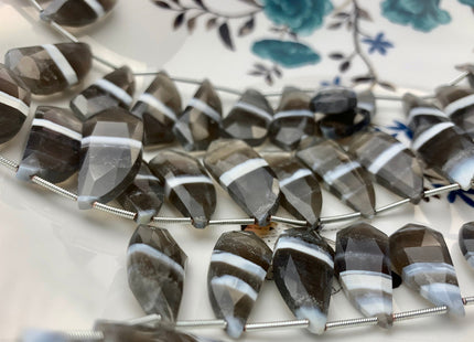 10x15-11x17mm AAA Faceted Natural White Blue Gray Color Peru Boulder Opal Beads Genuine Top Drilled Flat Sailboat Shape Opal 18 Beads #3518