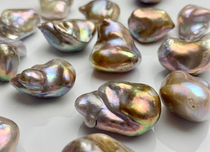 16-21x25-30mm AAA Very Rare Jumbo Natural Mauve Pink Baroque Pearl High Luster With Iridescent Color Nugget Baroque 15-16 Beads #P1215-A