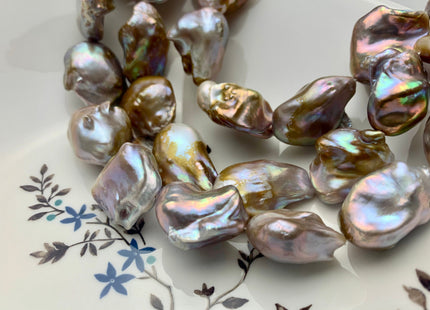 16-21x25-30mm AAA Very Rare Jumbo Natural Mauve Pink Baroque Pearl High Luster With Iridescent Color Nugget Baroque 15-16 Beads #P1215-A