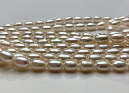5.5-6x10-11 mm AAA Natural White Rice Freshwater Pearl Beads Genuine Long Rice/Oval High Quality Smooth Freshwater Pearl 41-45 Pieces #P1434