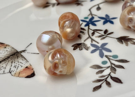 One Piece 10-11x12-15mm Hand Carved Skull Freshwater Pearl Beads Genuine Natural Top Half Drilled Mauve Pearl For DIY Earring Pendant #P1494