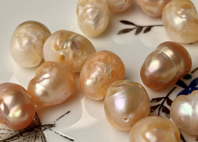 One Piece 8-11x10-15mm Hand Carved Skull Freshwater Pearl Beads Genuine Natural Pink Top Half Drilled Pearl For DIY Earring Pendant #P1496