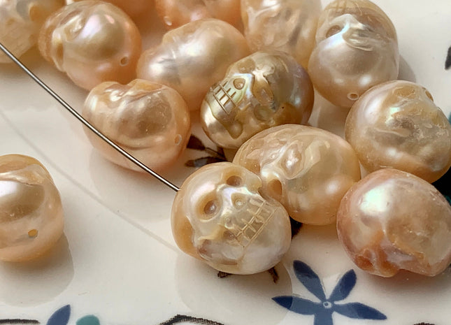 One Piece 8-11x10-15mm Hand Carved Skull Freshwater Pearl Beads Genuine Natural Pink Top Half Drilled Pearl For DIY Earring Pendant #P1496