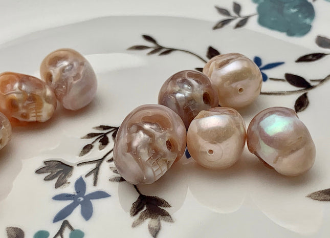 One Piece 10-11x12-15mm Hand Carved Skull Freshwater Pearl Beads Genuine Natural Top Half Drilled Mauve Pearl For DIY Earring Pendant #P1494