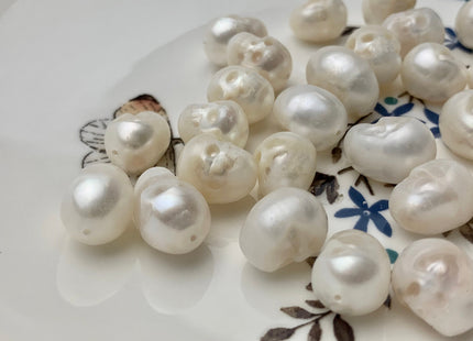 One Piece 10-11x12-15mm Hand Carved Skull Freshwater Pearl Beads Genuine Natural White Top Half Drilled Pearl For DIY Earring Pendant #P1495