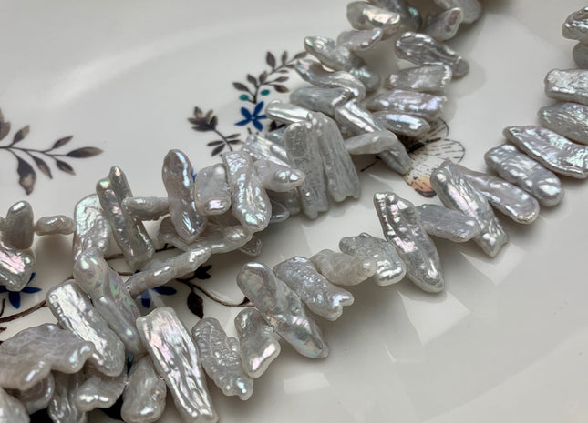 7-8x19-23mm 6-7x24-28mm AAA Silver Biwa Stick Freshwater Pearl Beads Genuine Cultured Center Drilled Silver Biwa Pearl Beads #P1533