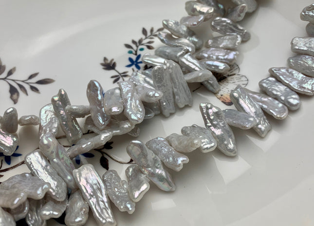 7-8x19-23mm 6-7x24-28mm AAA Silver Biwa Stick Freshwater Pearl Beads Genuine Cultured Center Drilled Silver Biwa Pearl Beads #P1533
