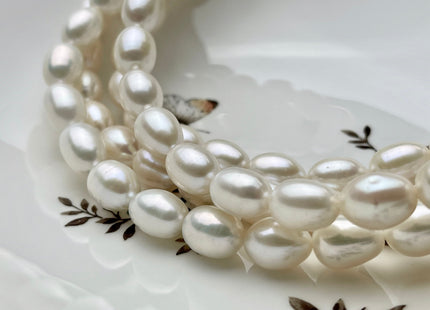 10-11x15-16 mm AAAA Natural White Freshwater Pearls Long Rice/Oval Shape Pearl Beads Genuine High Quality Freshwater Pearls. #1064
