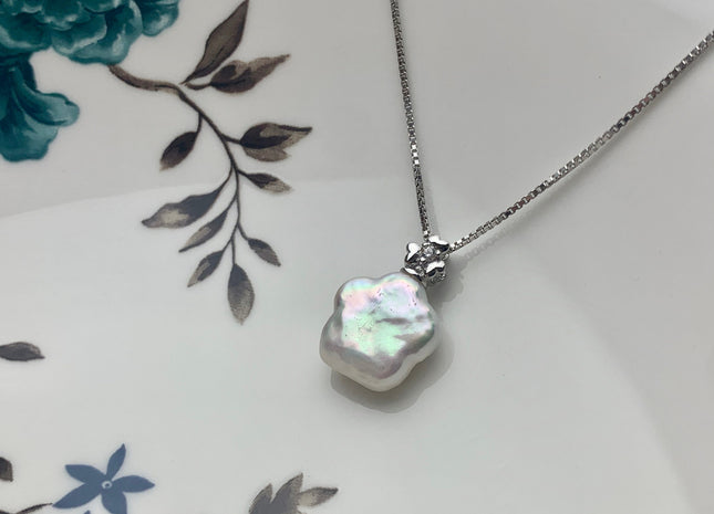 12 mm AAAA Rare Natural White Flower Coin Pearl Pendant W/925 Sterling Silver Flower Design Jewelry #P1825-A