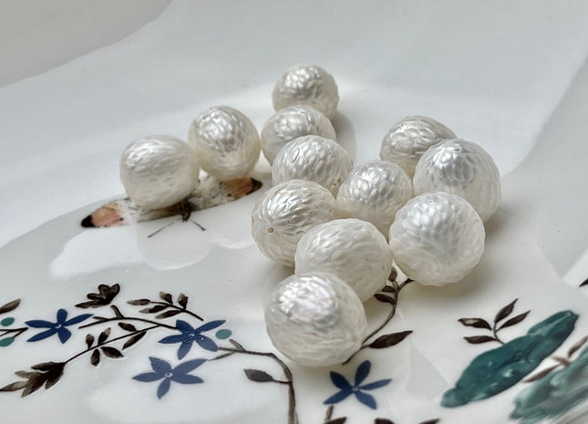 ONE Piece 12-14x15 mm Natural White Half Drilled Dragon Skin Rice/Oval Pearl Single Beads Genuine White Rice Pearls For Pendant #P2040