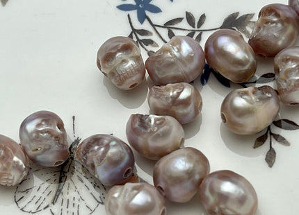 One Piece 9-11x12-14mm Hand Carved Skull Large Hole Freshwater Pearl Genuine Natural Mauve Pink Hole Size 2.1mm DIY Earring Pendant #P2098