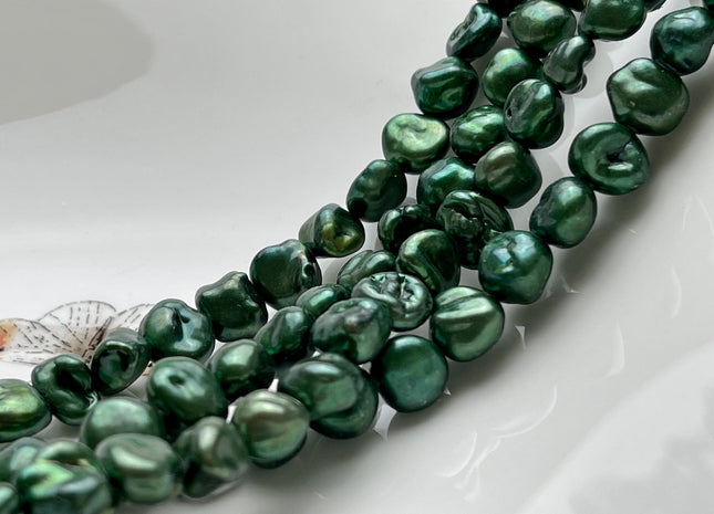 8-9x9-10 mm AA Dark Forest Green Color Keshi Freshwater Nugget Pearl Beads Center Drilled Keshi Nugget Genuine Green Freshwater Pearl #P2025