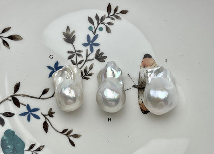 One-Of-A-Kind 15-22x25-33 mm AAAA Jumbo Natural White Baroque Pearl High Luster Top Half Drilled Tear Drop White Baroque Pearl Beads #P2169