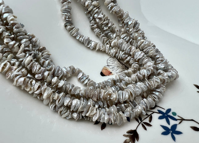 5-7mm Very Rare Natural Grayish White Color Keshi Freshwater Pearl Beads Center Drilled Cornflakes Shape Keshi Chips Pearls #P2296