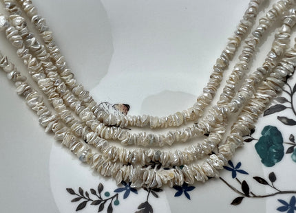 5x6-7mm Very Rare Natural White Color Keshi Freshwater Pearl Beads Center Drilled Cornflakes Shape Keshi Chips Pearls #P2299