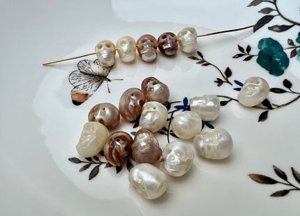 One Piece 9-11x12-14 mm Hand Carved Skull Freshwater Pearl Beads Genuine Natural White/Pink Pearl For DIY Earring Pendant Jewelry #P2298