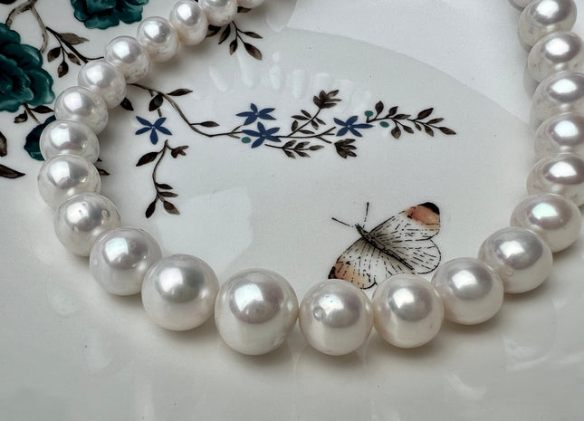 11.5-14mm AA Natural White Round Freshwater Pearls Genuine High Luster Natural Pearl Beads Lustrous Cultured Freshwater Pearls P2276