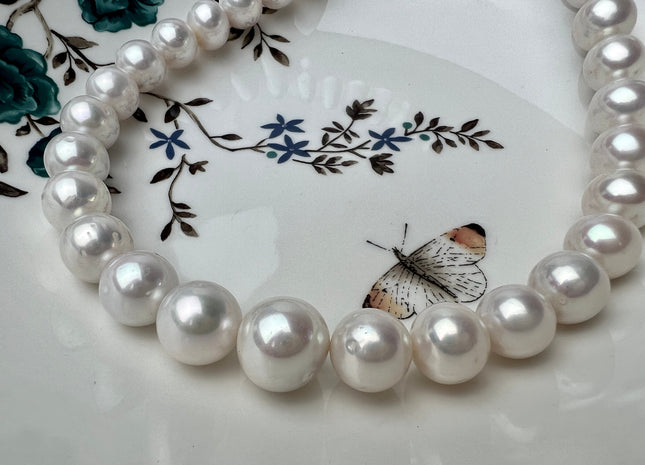 11.5-14mm AA Natural White Round Freshwater Pearls Genuine High Luster Natural Pearl Beads Lustrous Cultured Freshwater Pearls P2276