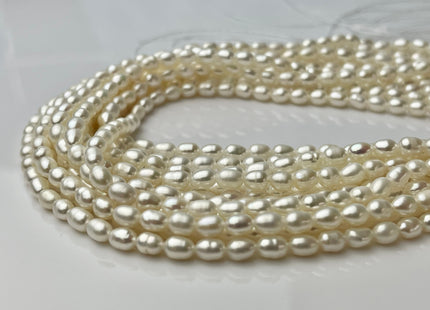 3.5-4x5 mm AA Natural White Rice Tiny Seed Freshwater Pearls Genuine Natural Rice/Oval Freshwater Pearls #P2310