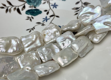 18x20-25 mm AAA Natural White Rectangle Coin Pearl High Luster Genuine Freshwater Irregular Shape Coin Large Nugget Pearl 15-17 Beads #P2326