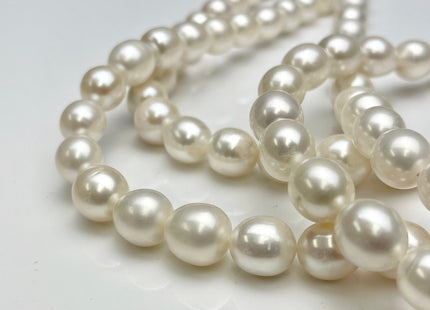 10.5x11mm AAA Rice/Oval White Natural Freshwater Pearls High Luster Freshwater Pearl Beads Smooth And Quality Potato Pearls 33 Beads #P1958