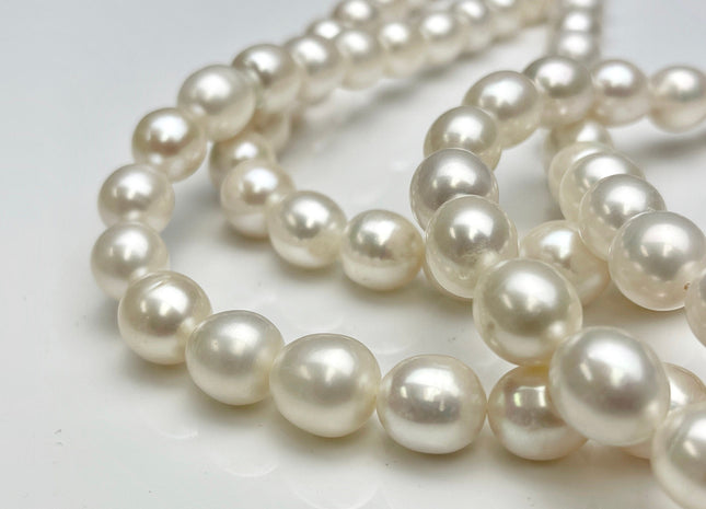 10.5x11mm AAA Rice/Oval White Natural Freshwater Pearls High Luster Freshwater Pearl Beads Smooth And Quality Potato Pearls 33 Beads #P1958