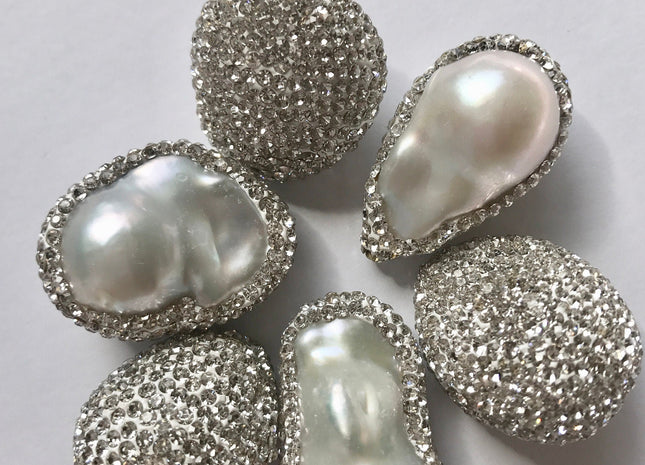 15-20x20-25 mm Baroque Freshwater Pearl Pendent Half Drilled With Pave Gold Rhinestone/Cubic Zirconia Bead 0.7 mm Hole #1001