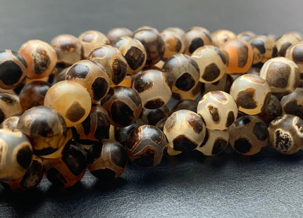 8 mm AAA DZI Tibetan Agate Faceted Round Light Gray Brown Etched Agate Gemstone Matte Football Mala Antique Boho Beads 15 Inches #3030