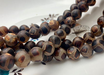 10 mm AAA DZI Tibetan Agate Faceted Round Black Brown Etched Agate Gemstone Matte Football Mala Antique Boho Beads 14 Inches #3029