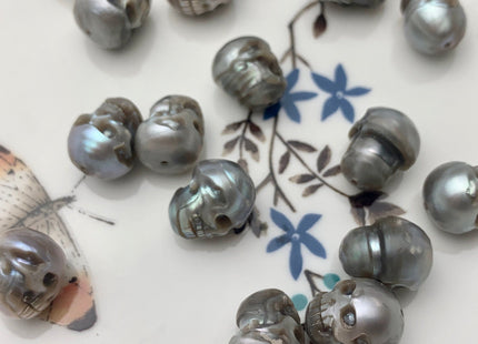 One Piece 9-11x11-14 mm Hand Carved Skull Gray Freshwater Pearl Beads Genuine Dark Gray Pearl For DIY Earring Pendant Jewelry #P1197
