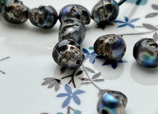 One Piece 10x11-13mm Hand Carved Skull Large Hole Freshwater Pearl Genuine Peacock Black Hole Size 2.1mm For DIY Earring Pendant #P1837