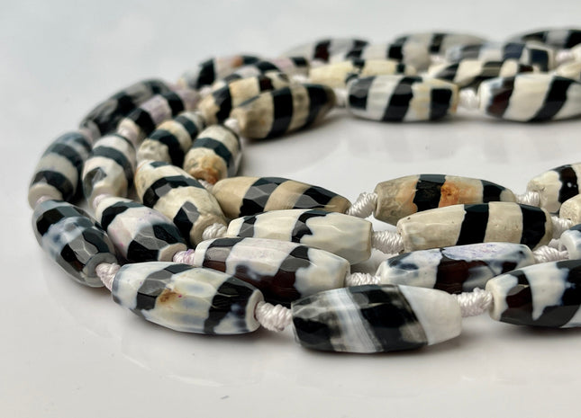 10x24 mm Long Barrel Shape Faceted Agate Gemstone Beads Genuine Zebra Stripes Black White Color Gemstones Loose Beads 15 Inches Strand #4282