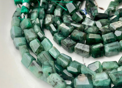 7-10x10-18mm 100% All Natural Emerald Gemstone Beads Faceted Nugget Shape Genuine Quality Irregular Emerald Gemstone Bead 8 Inches #3709